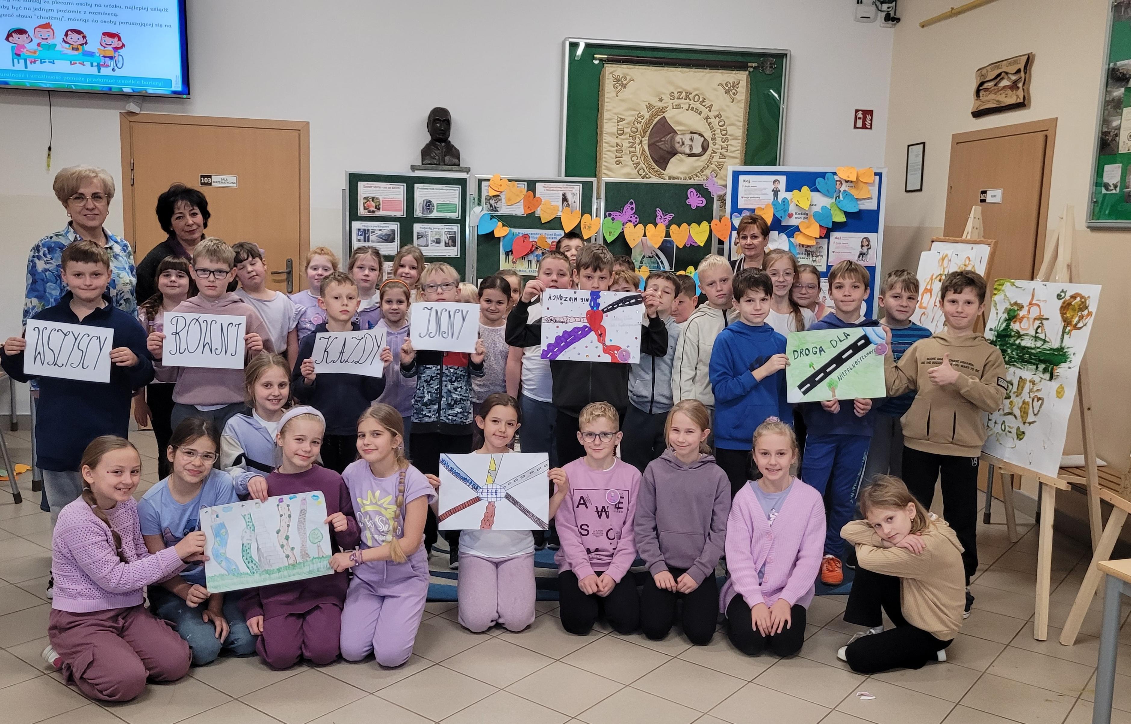 MIĘDZYNARODOWY DZIEŃ OSÓB Z NIEPEŁNOSPRAWNOŚCIAMI