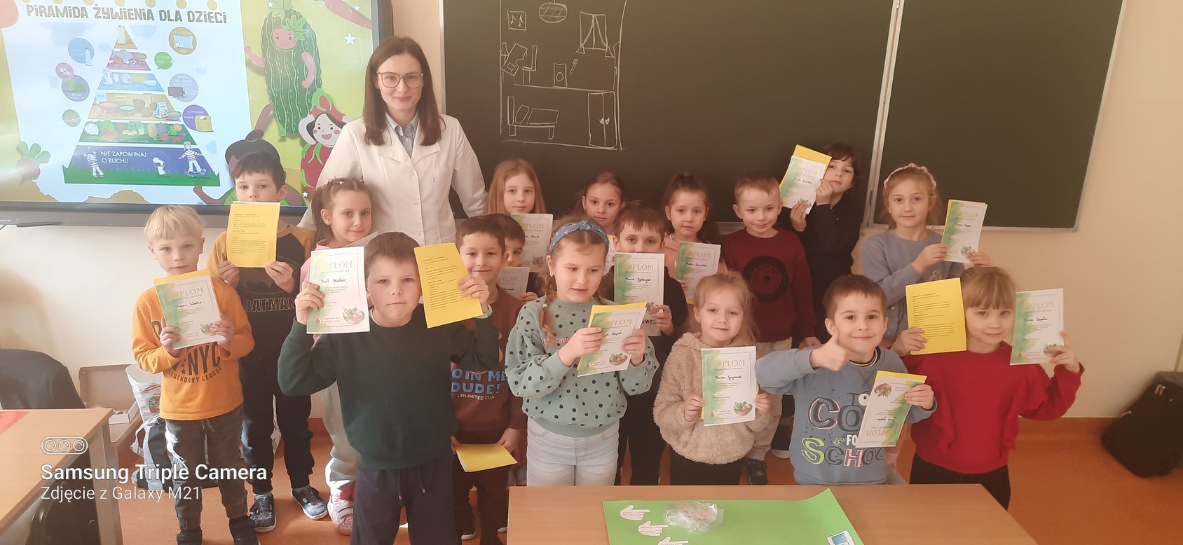 ZDROWO JEM, WIĘCEJ WIEM! SPOTKANIE Z DIETETYKIEM W PRZEDSZKOLU