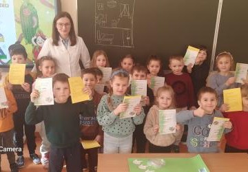 ZDROWO JEM, WIĘCEJ WIEM! SPOTKANIE Z DIETETYKIEM W PRZEDSZKOLU