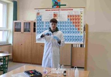 MAMY KOLEJNEGO FINALISTĘ W KONKURSIE CHEMICZNYM!