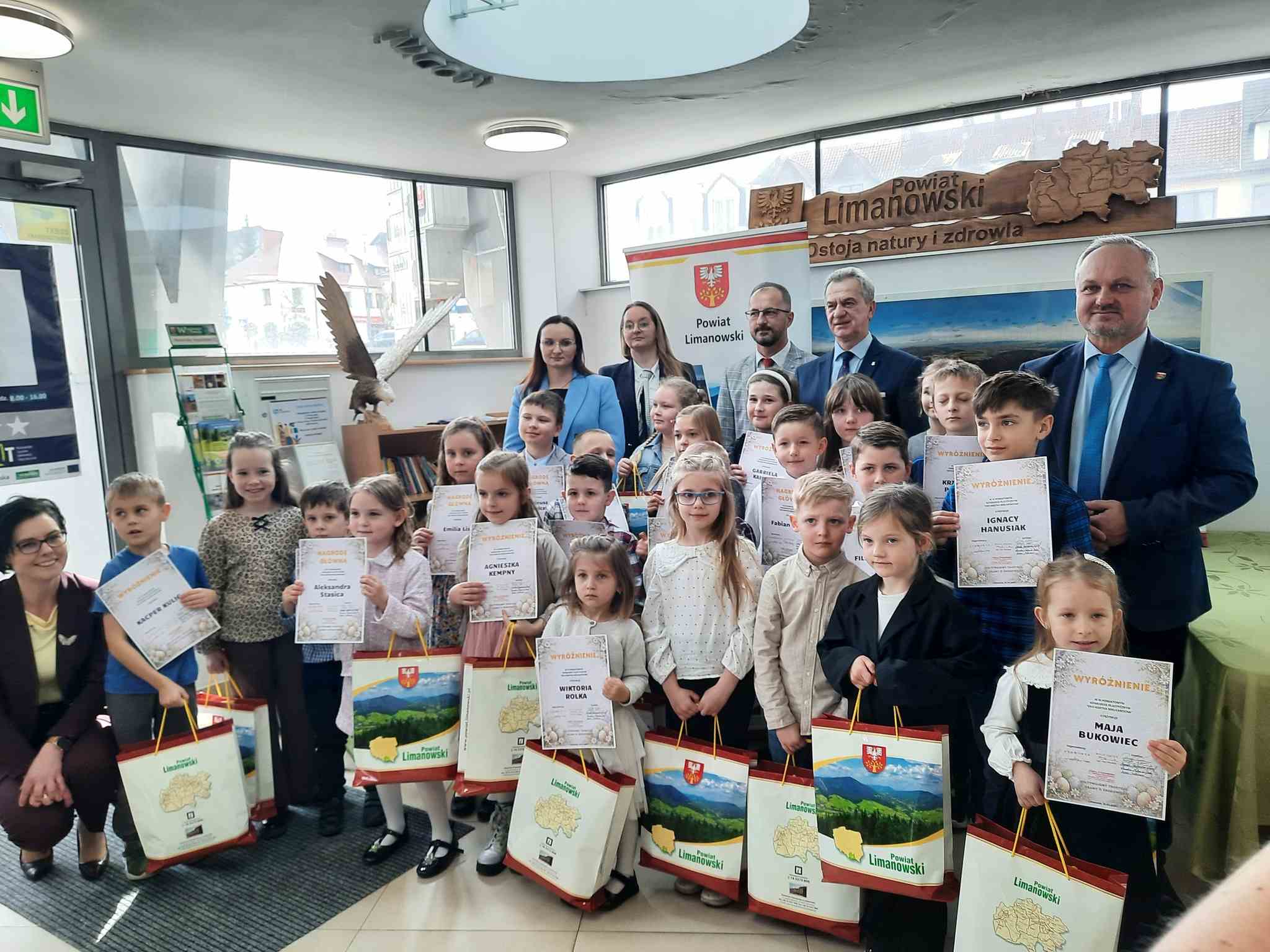 III POWIATOWY KONKURS PLASTYCZNY 