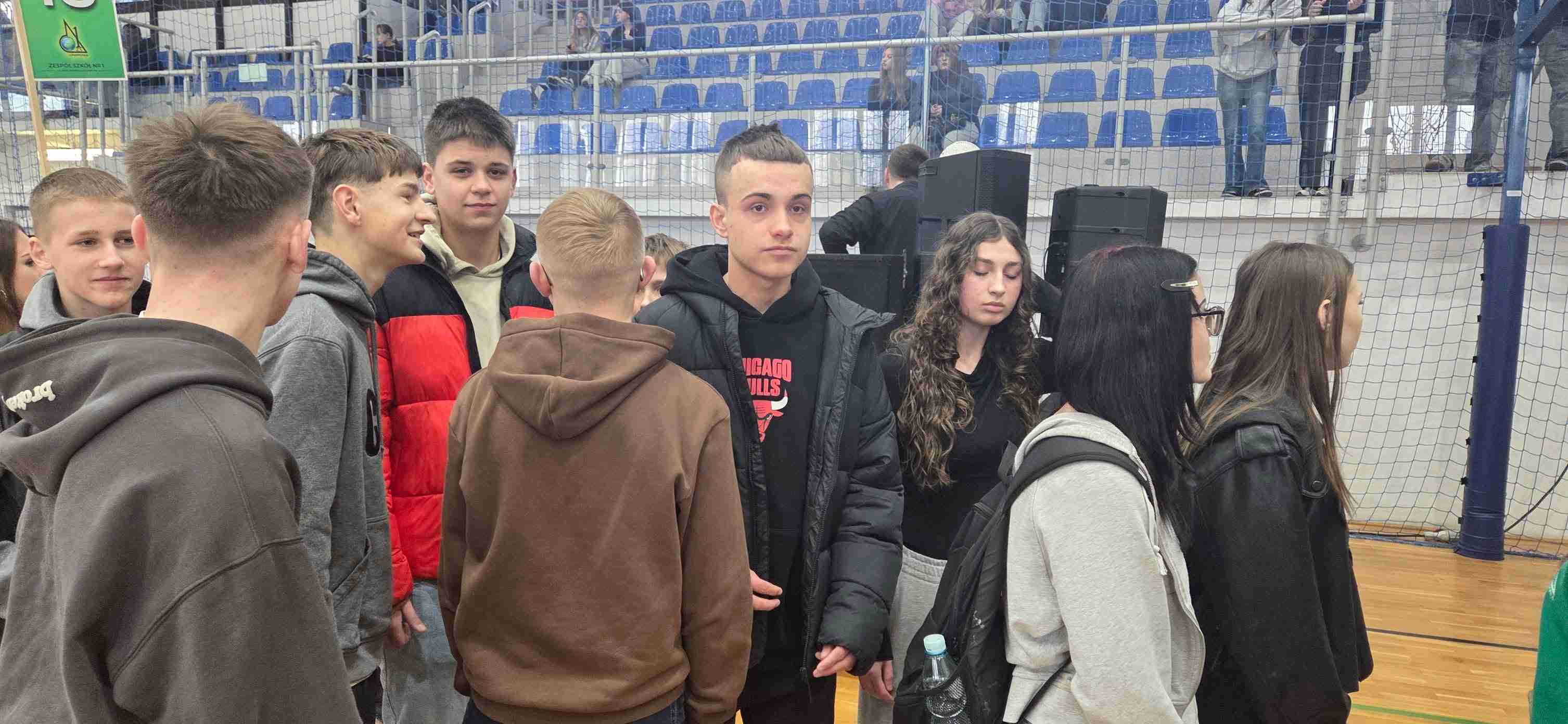 „W POSZUKIWANIU PRZYSZŁOŚCI – ÓSMOKLASIŚCI NA DNIACH OTWARTYCH”