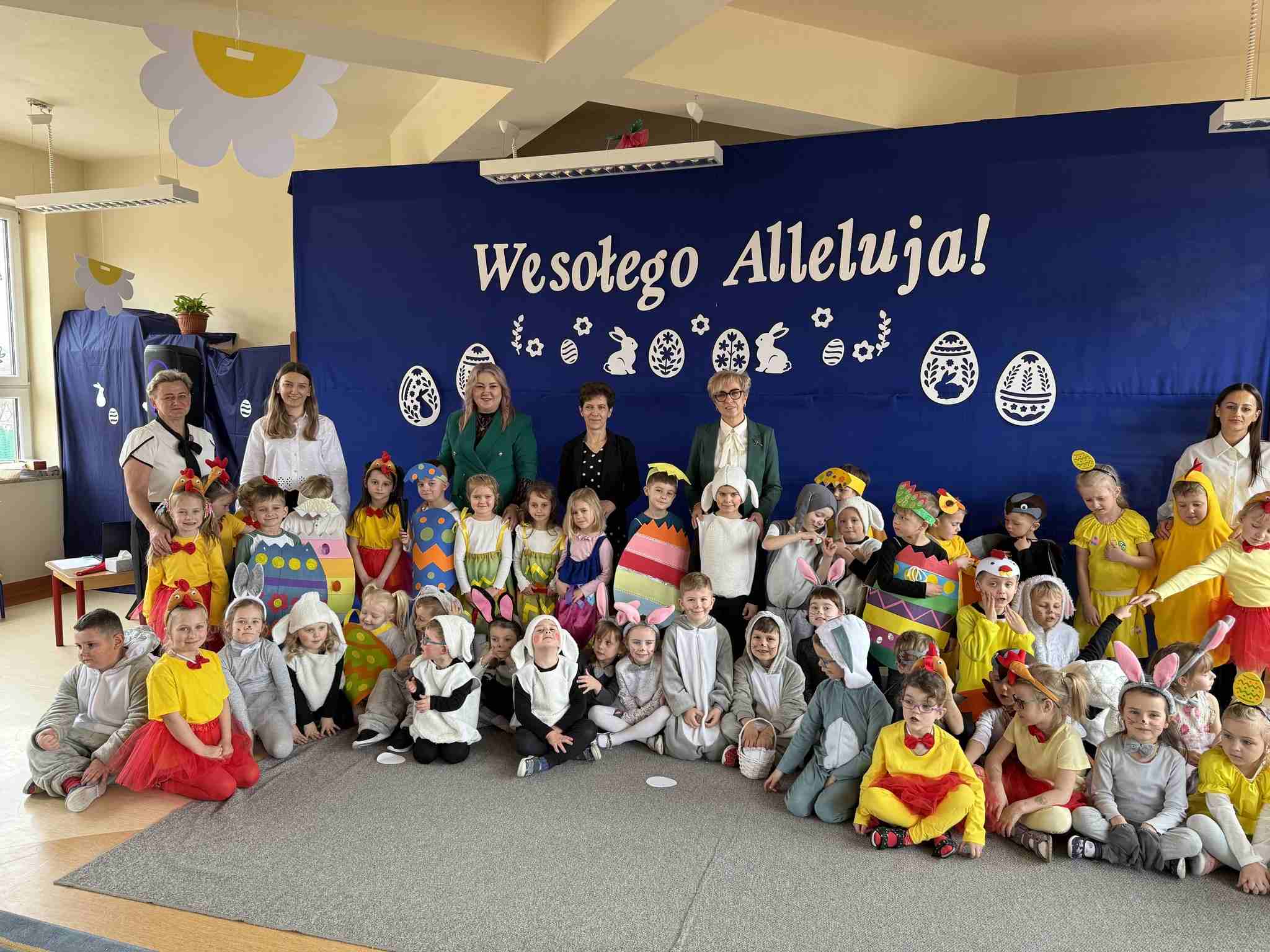 UROCZYSTA AKADEMIA WIELKANOCNA W PRZEDSZKOLU
