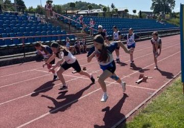 BRĄZOWE MEDALE W TRÓJBOJU I CZWÓRBOJU LEKKOATLETYCZNYM NA ETAPIE REJONOWYM