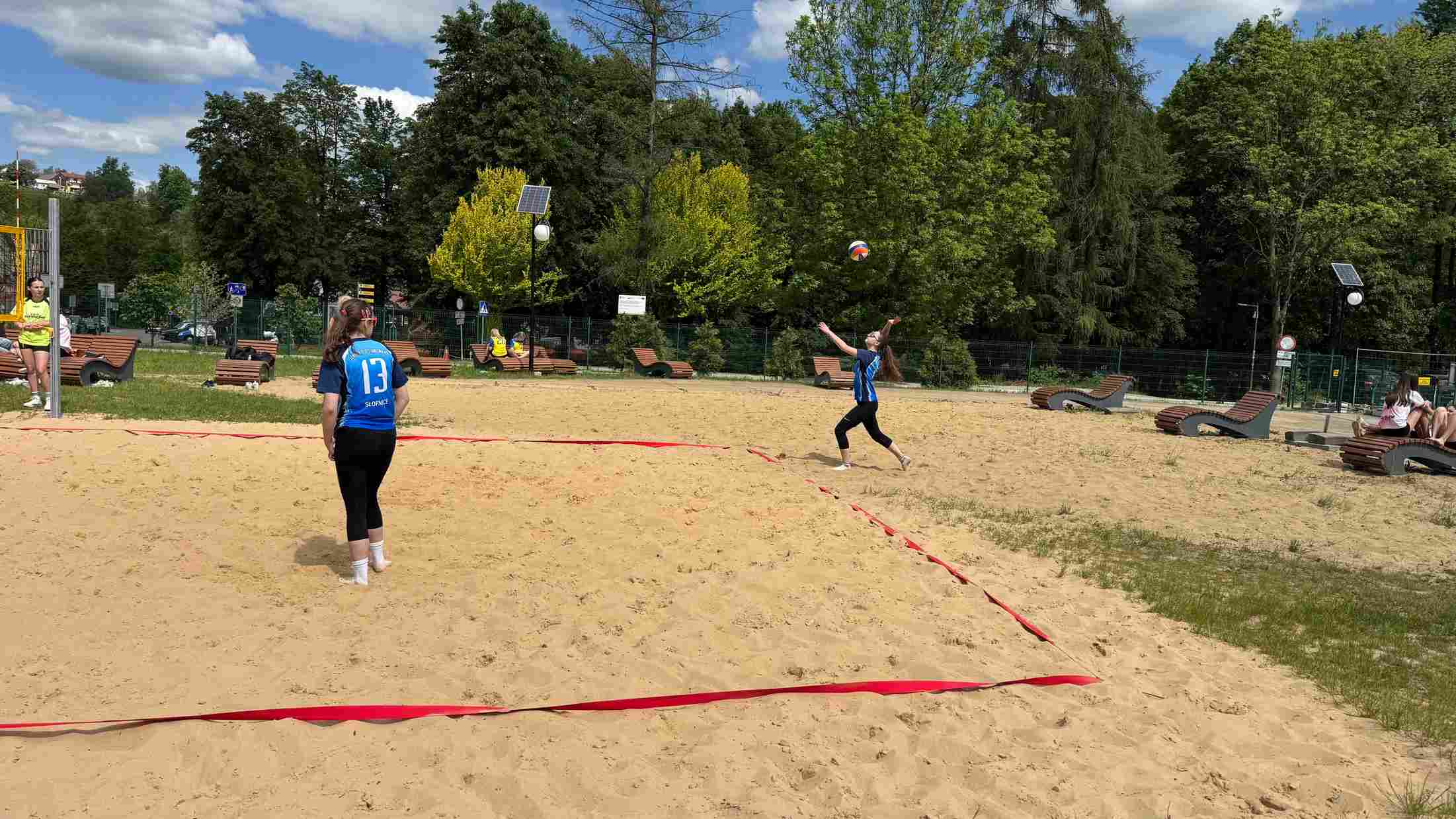SREBRO DZIEWCZĄT W SIATKÓWCE PLAŻOWEJ