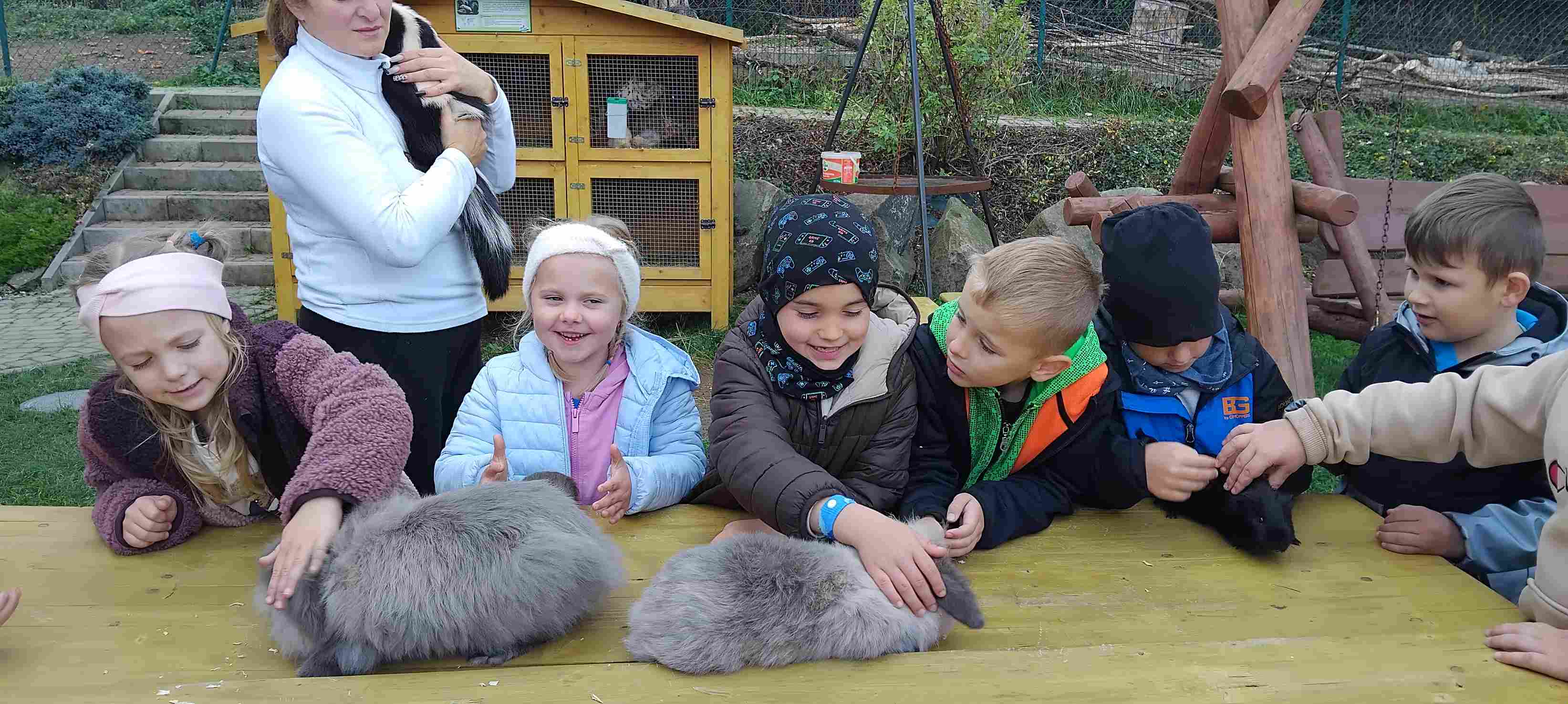 WYCIECZKA 6-LATKÓW B DO MINI ZOO ALPAKA