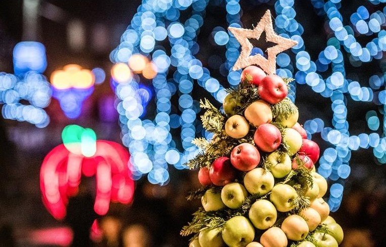 KIERMASZ BOŻONARODZENIOWY