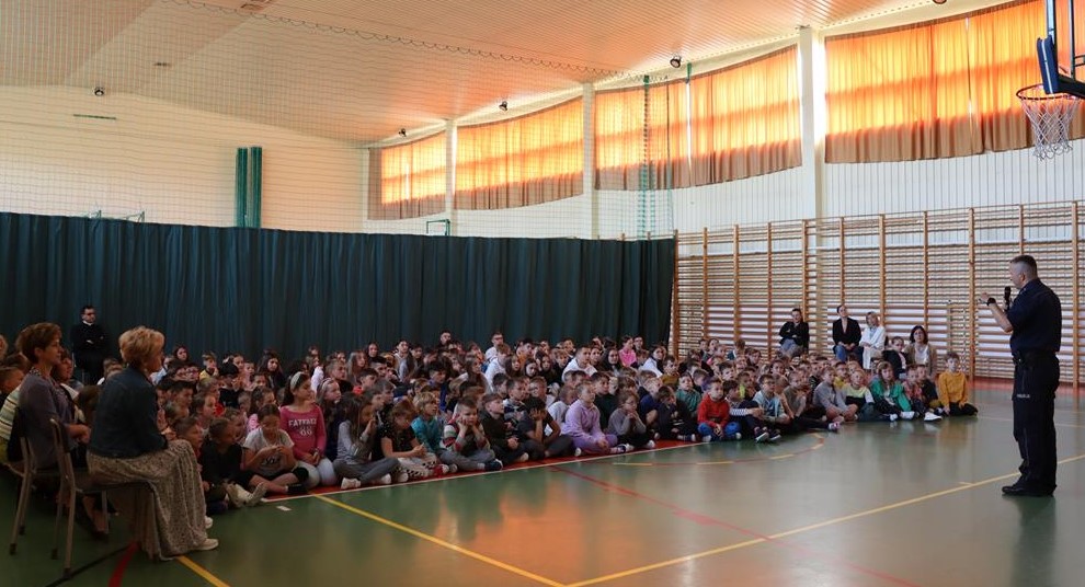 BEZPIECZEŃSTWO PODCZAS WAKACJI - PRELEKCJA