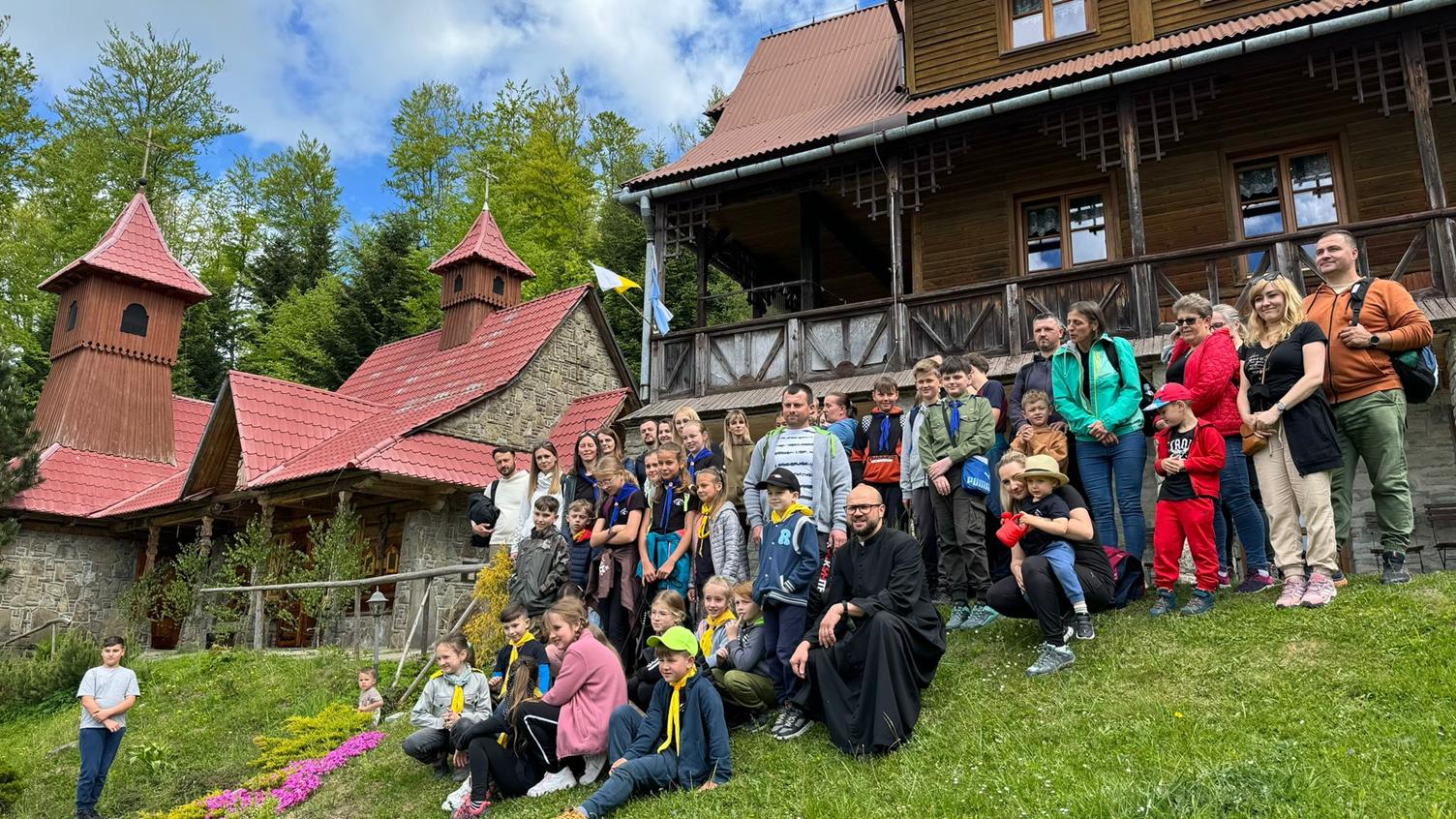 MAJOWA ZBIÓRKA NA ŚNIEŻNICY