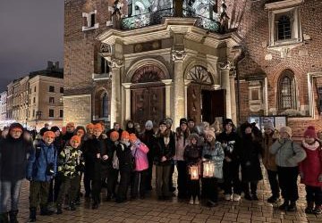 KOCHAJ CZYNEM - BETLEJEMSKIE ŚWIATEŁKO POKOJU 2024