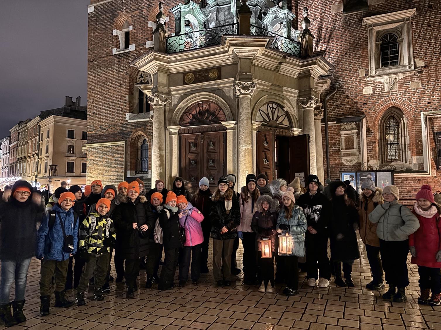 KOCHAJ CZYNEM - BETLEJEMSKIE ŚWIATEŁKO POKOJU 2024