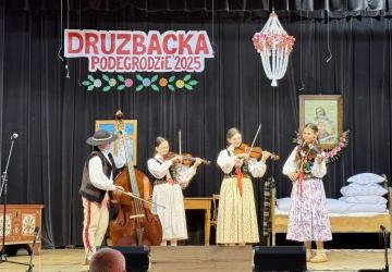 42 DRUŻBACKA