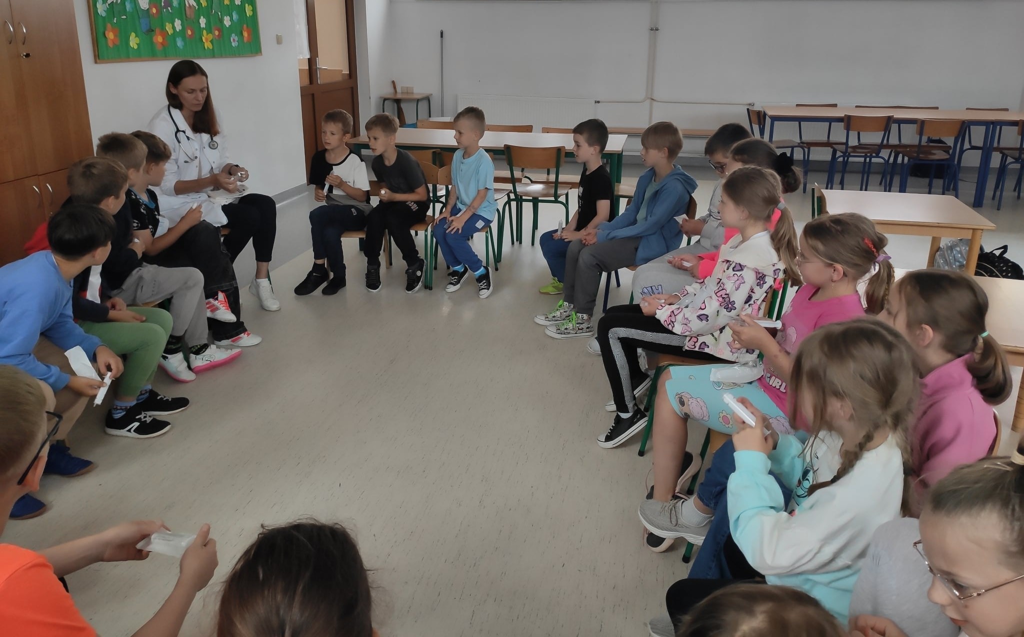 SPOTKANIE Z PANIĄ DOKTOR W ŚWIETLICY